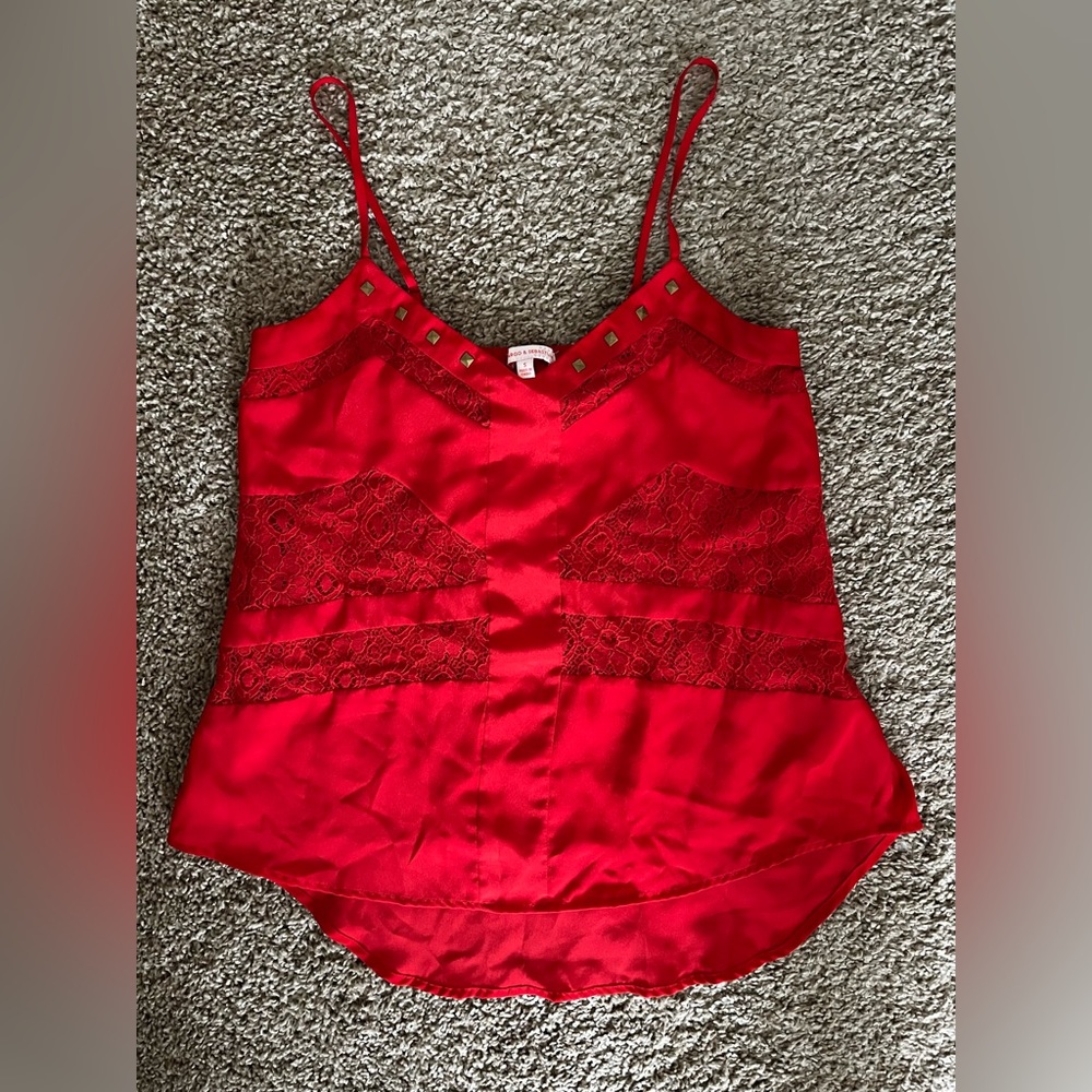 Margo and sebastian red top small - Picture 2 of 2